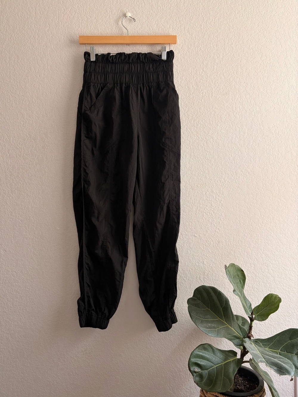 Free People Movement The Way Home Joggers Womens S Black High Waist Nylon
